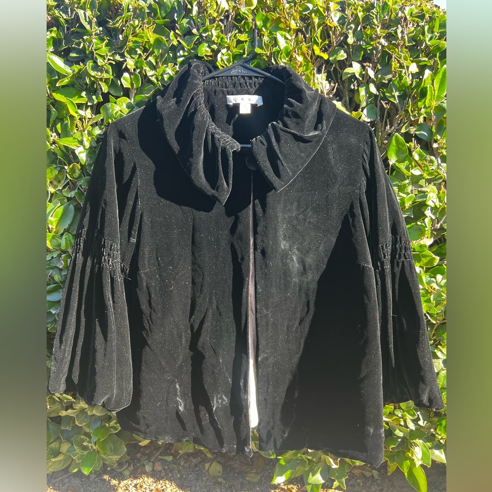 CAbi Bishop Silk Black Velvet Cape Jacket Size S